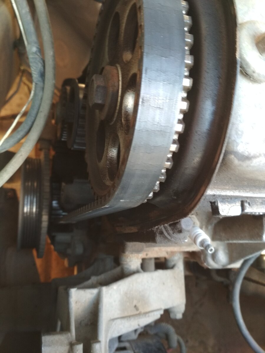 ремень ГРМ с трещинами