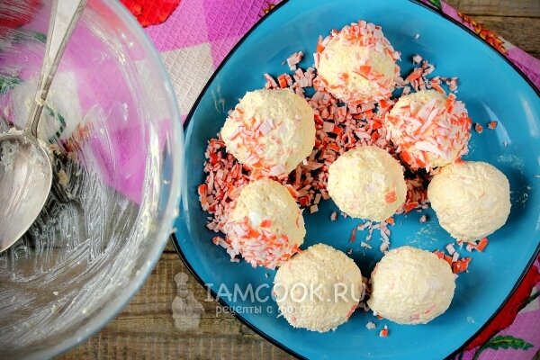 Фаршированные крабовые палочки с сыром и чесноком