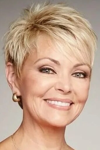 Стрижка перышками на волосы блонд