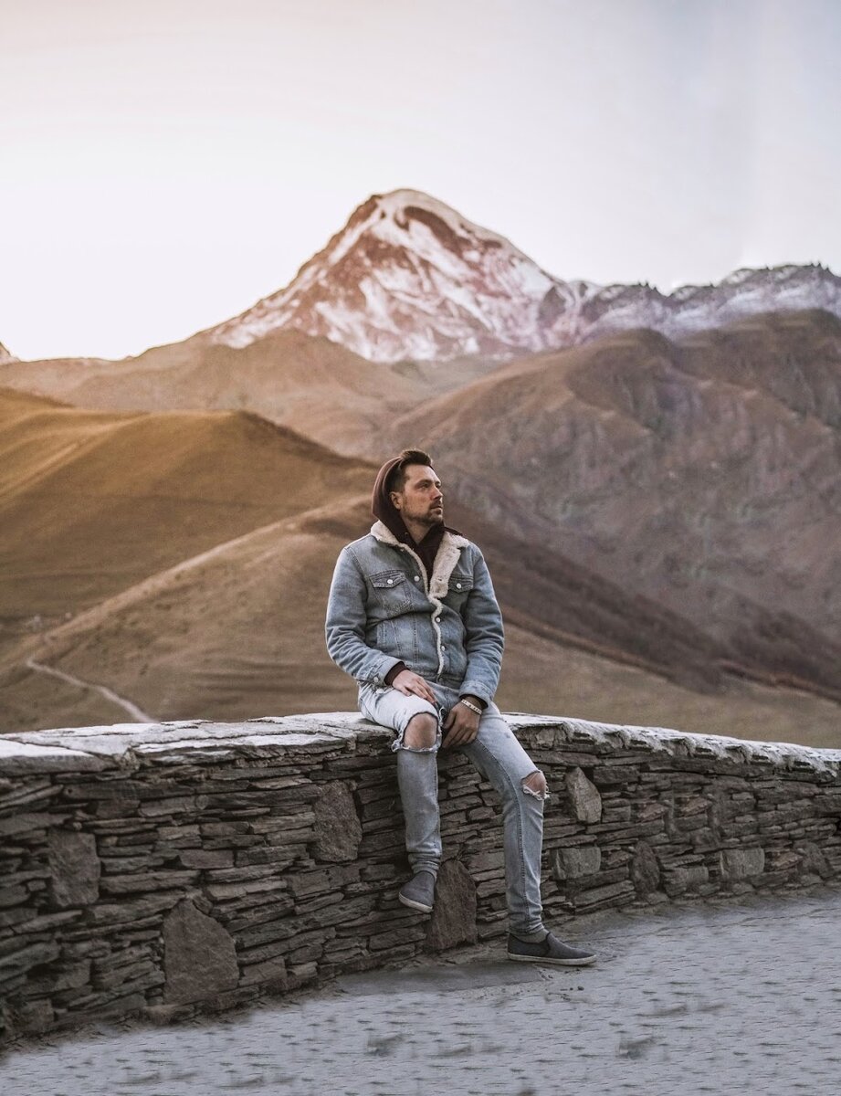 Степанцминда. Гора Казбег