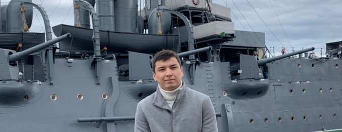 Акбар SoNNeikO Бутаев. https://vk.com/sonne1ko?z=albums216381521