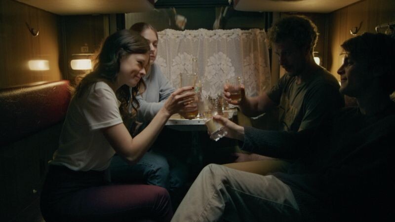 Кадр из сериала «Топи»