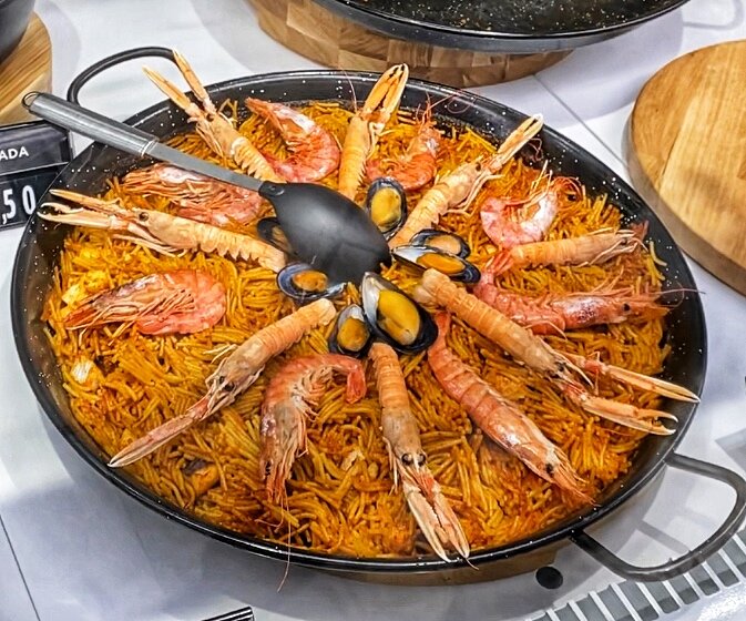 Паста с морепродуктами .