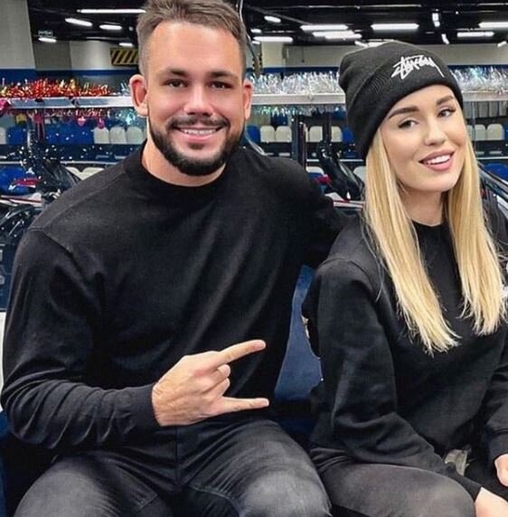 Сергей Захарьяш и Милена Безбородова  (фото из Instagram)