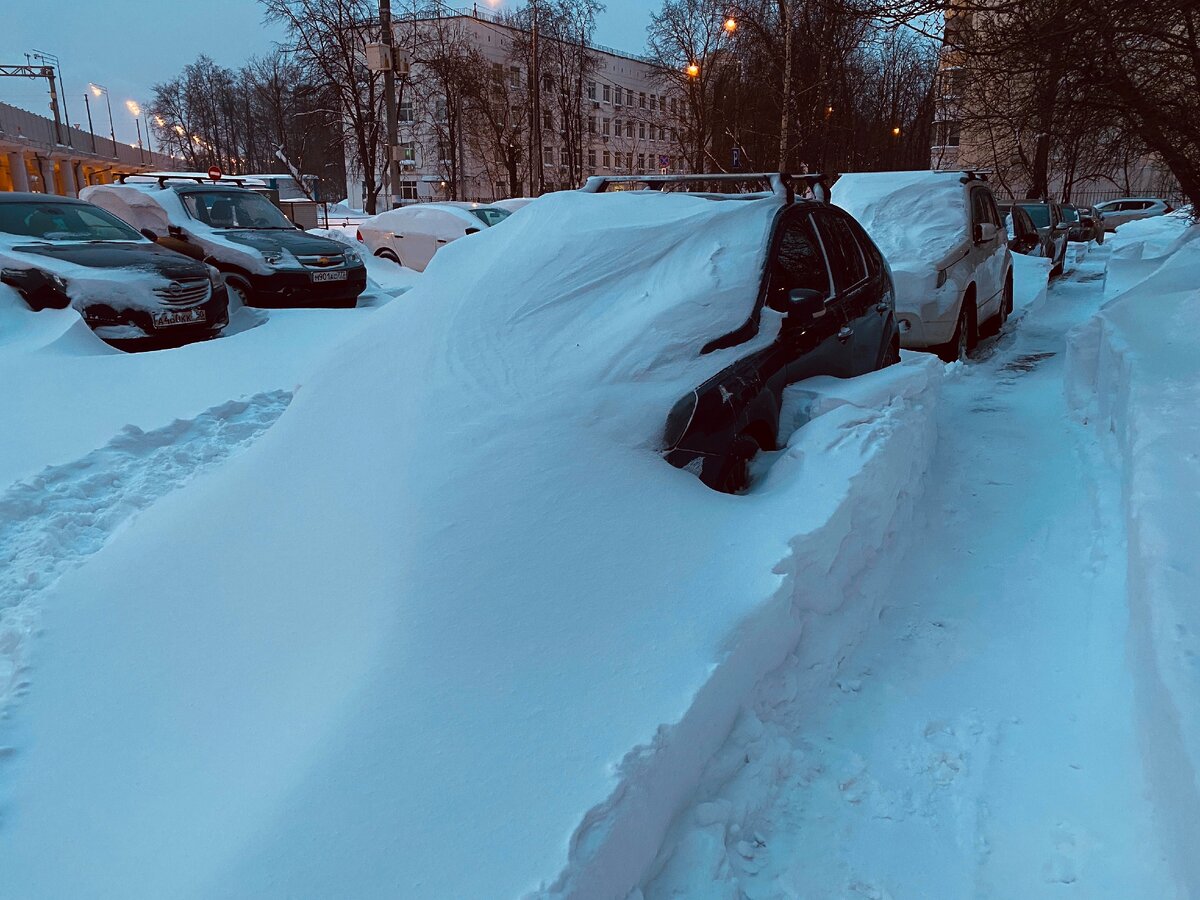 Замело всю машину