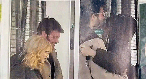 Влюбленных засняли вместе