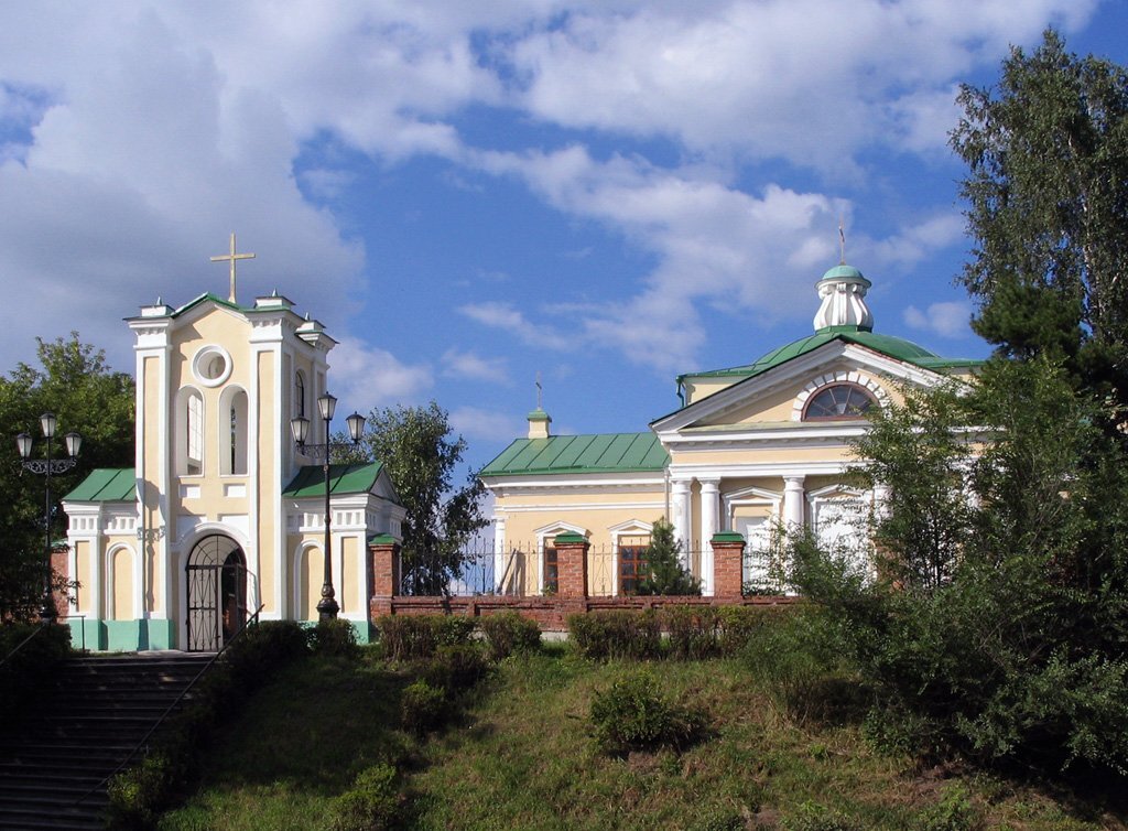 Храм Покрова Пресвятой Богородицы Царицы Святого Розария (Польский костёл). Здесь  в 1987 году был планетарий и заседала наша "странная комиссия". Фото из:ru.wikipedia.org