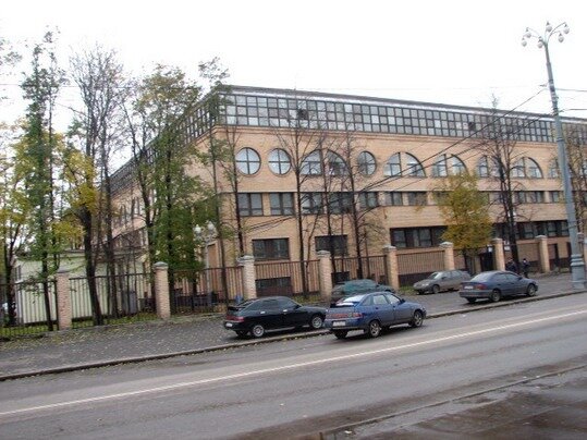 Клиника спортивной медицины лужники. Медицинский центр Лужники. Спортивная клиника Лужники. Москва спортивный Центральный диспансер. Центр реабилитации в Лужниках.