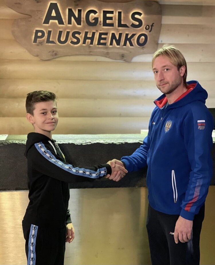 Инстаграм Плющенко