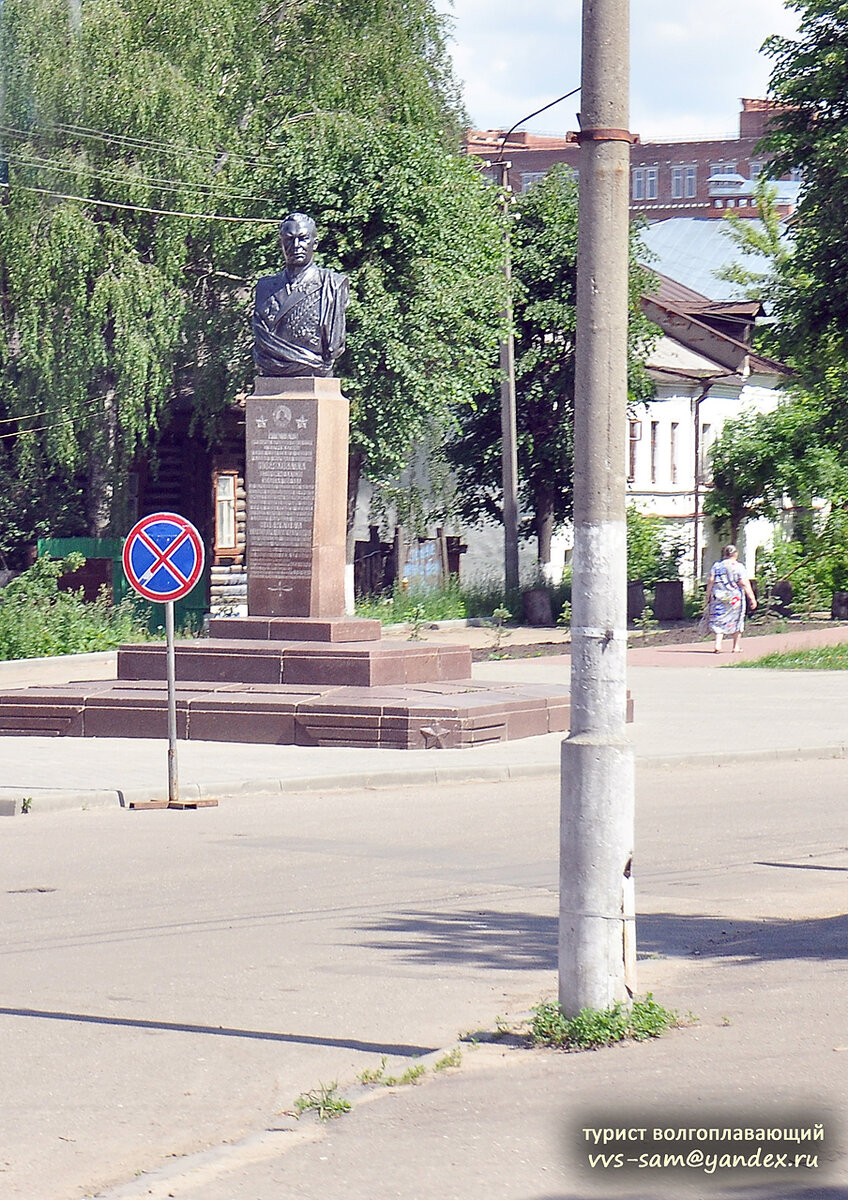 На автобусе по городу к Ипатьевскому монастырю. Кострома, часть 7 | Турист  волгоплавающий | Дзен