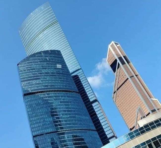 Главный офис банка ВТБ. Фото: Википедия