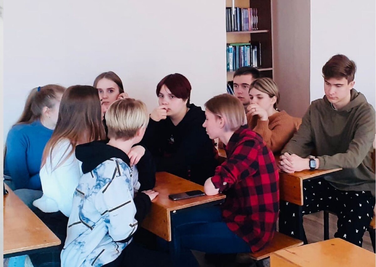 "Не дай вам Боже жить в эпоху перемен...". А куда деваться?