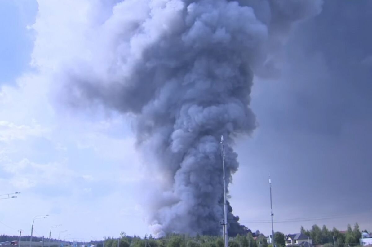    Ozon выплатит компенсацию продавцам и покупателям из-за пожара на складе