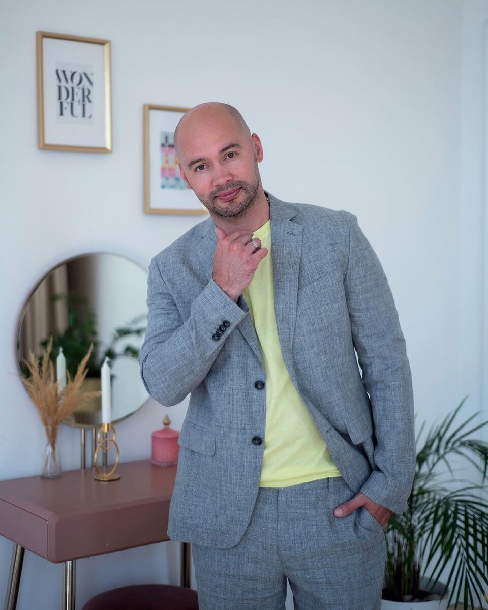 Ведущий Дом-2 Андрей Черкасов 