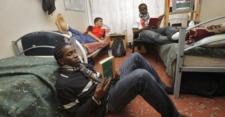 Выселение студентов.