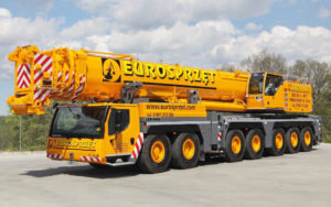 автомобильный кран 