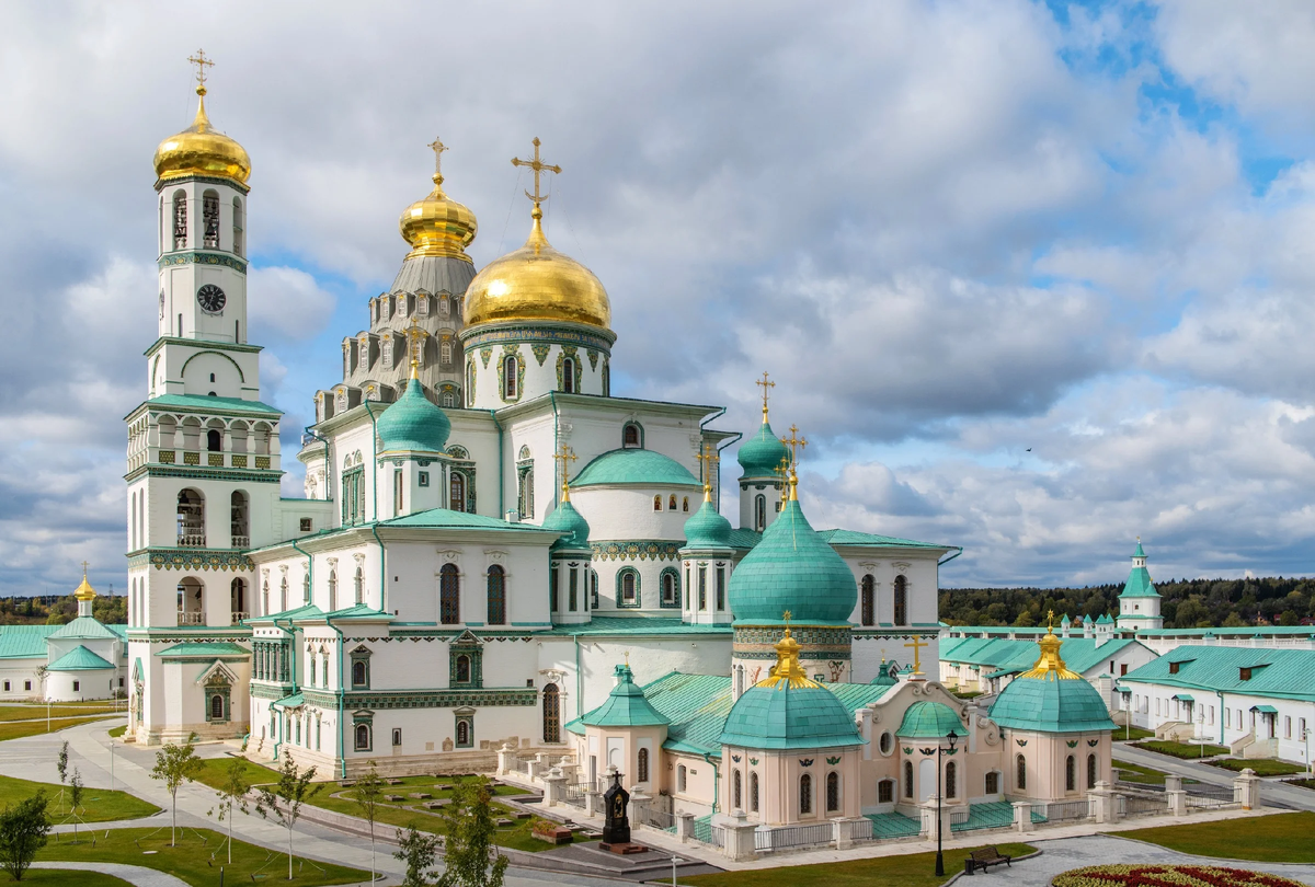 Воскресенский ново иерусалимский ставропигиальный монастырь. Воскресенский Новоиерусалимский монастырь Истра. Истра новый Иерусалим монастырь.