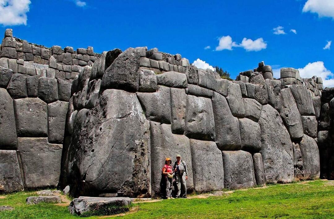 Крепость Саксайуаман в Перу 