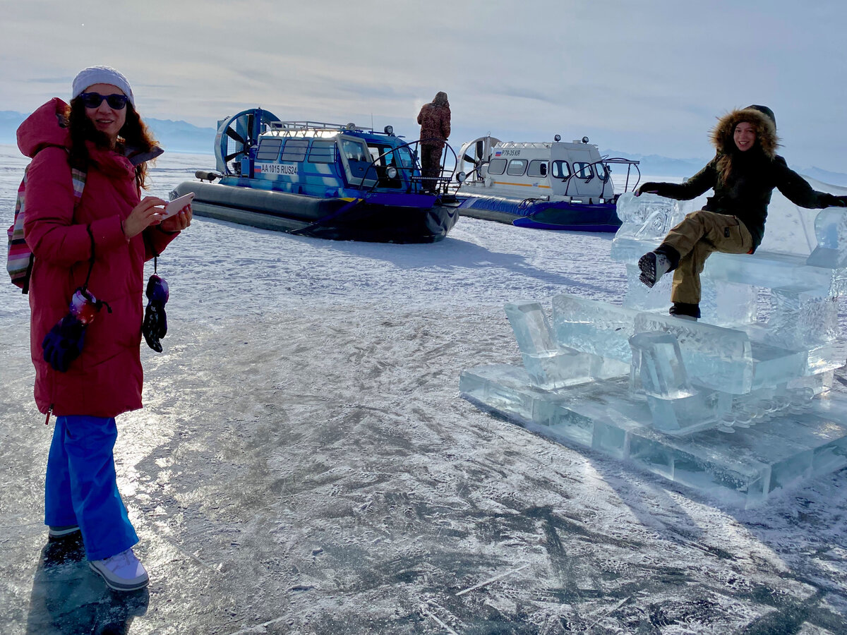 Невероятные развлечения для vip-клиентов: дом, построенный прямо на льду посередине Байкала. Показываю как там и что