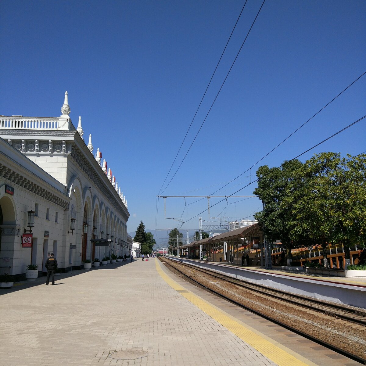 Как успеть сесть, пока поезд не уехал?