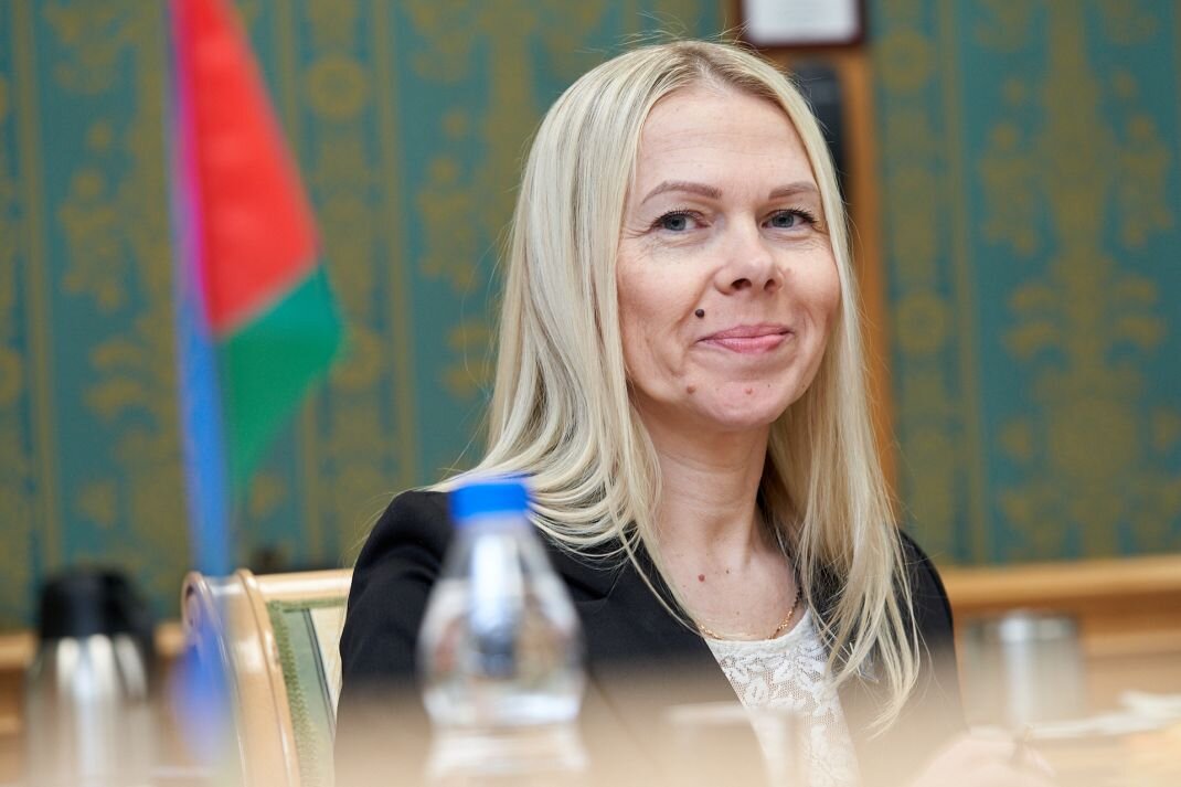 Министр иностранных дел Кэтрин Мун