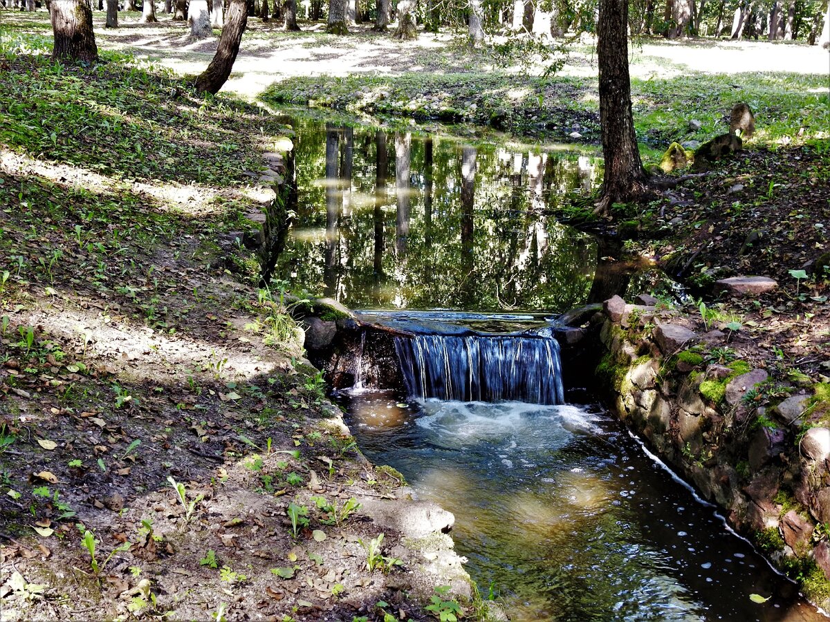 Парк Дрозды водопад