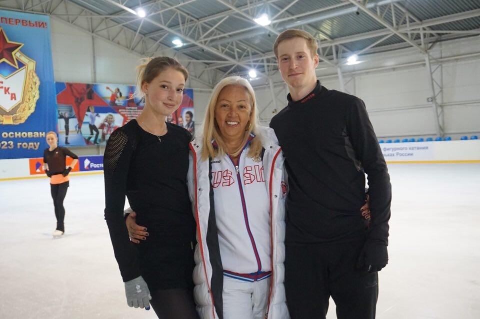 Мария Сотскова, Светлана Соколовская и Александр Самарин