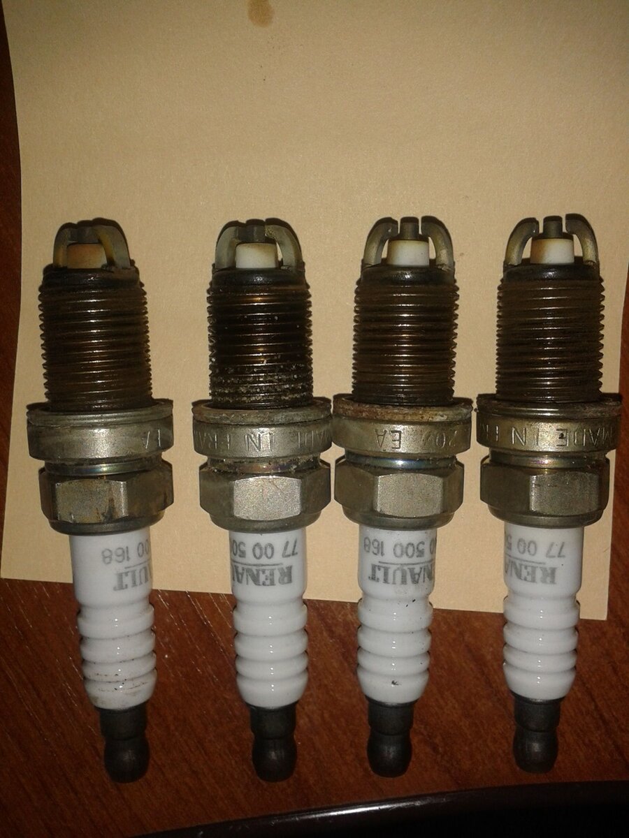 Родные свечи Renault пробег 15 тыс.км