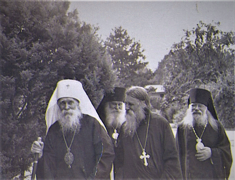 цитаты про веру. свт феофан затворник изречения. русская рыбалка 4 фортуна карп. святые старцы фото и имена. святые отцы 19 века.