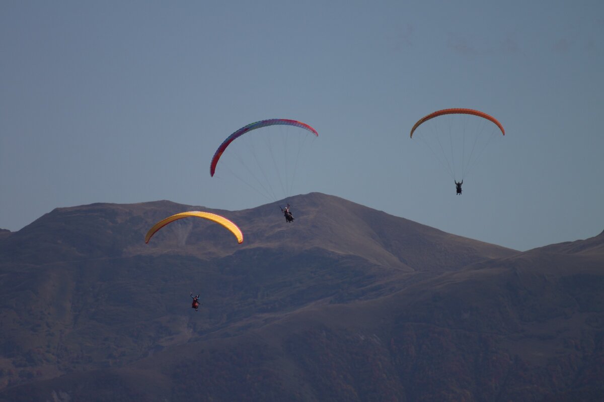 Тандемов никогда не бывает слишком много! Гудаури, Грузия. Фото из личного архива.