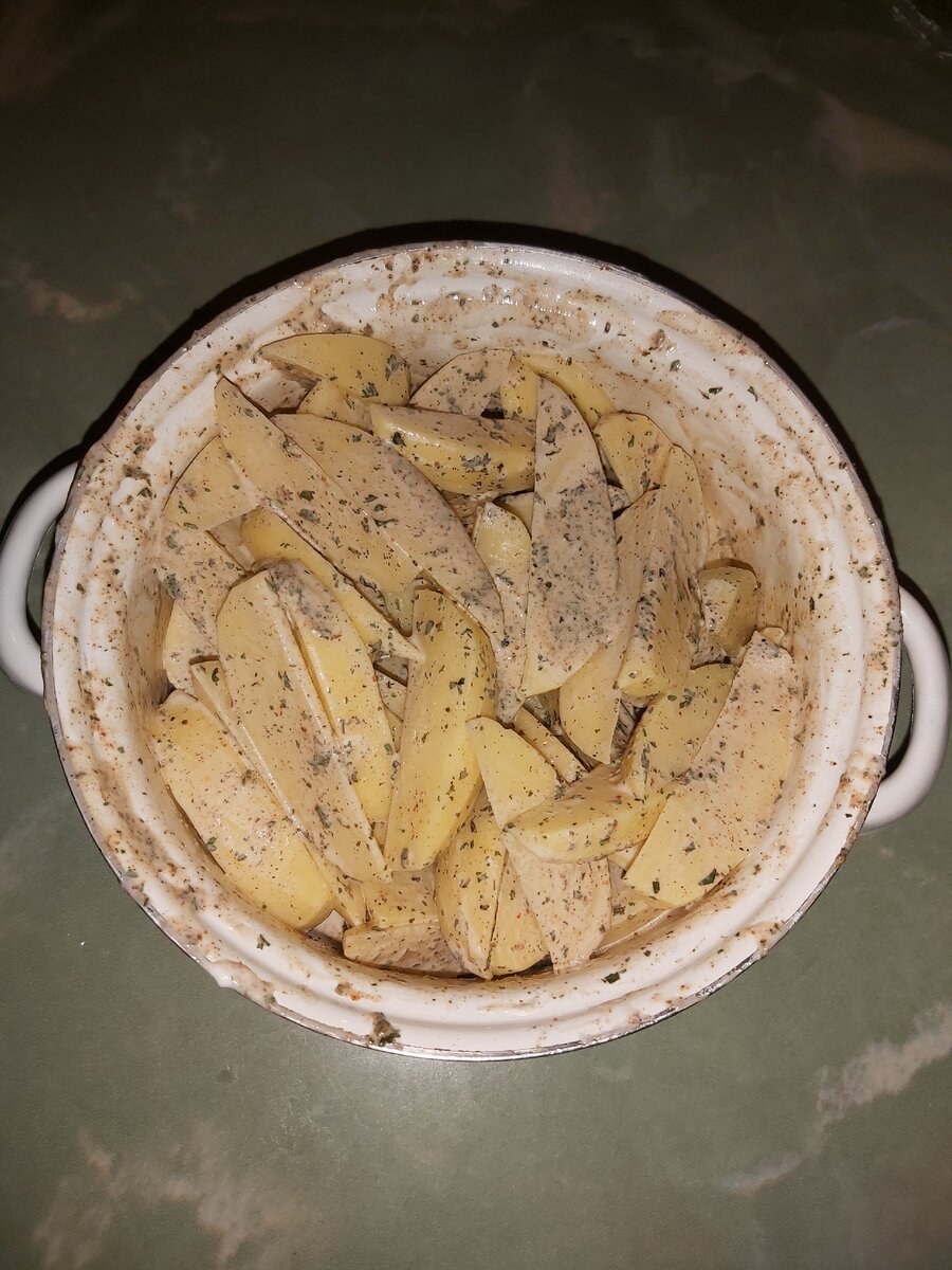 Картофель в маринаде (фото автора)