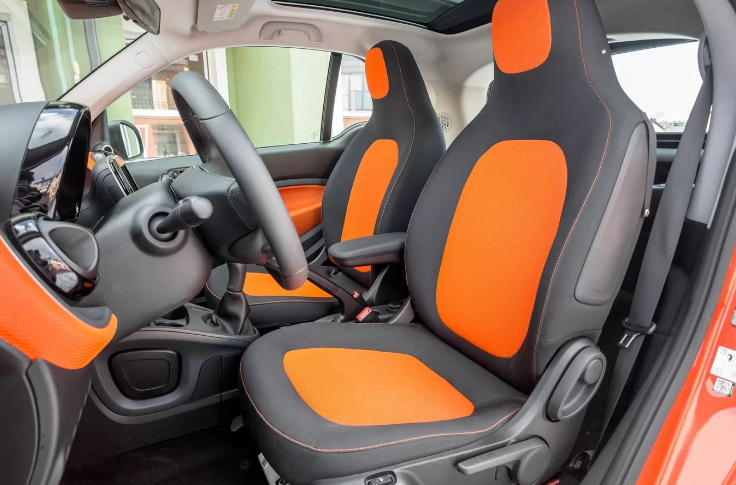 Кресла Smart Fortwo (источник https://autoiwc.ru)