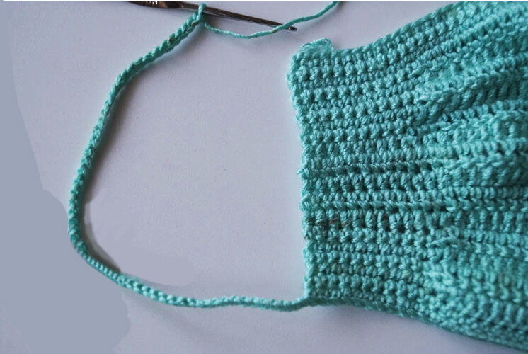 вязание одного из ушных петель   