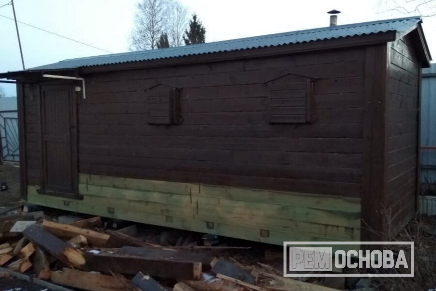 Замена венцов и монтаж полов в бане в СНТ "Маяк"