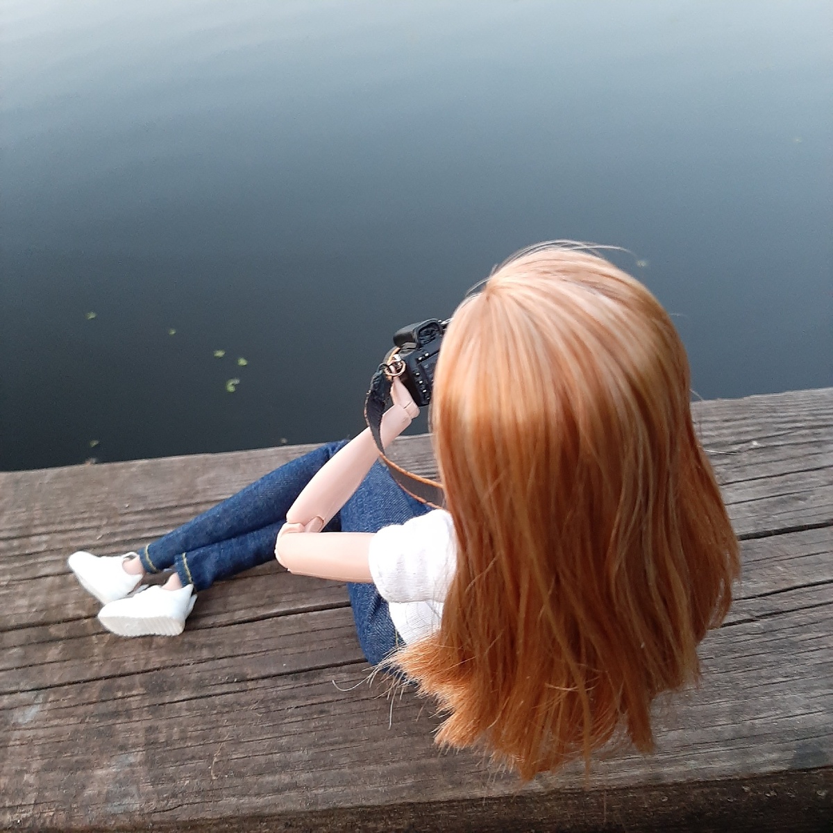 Диана фотографирует природу