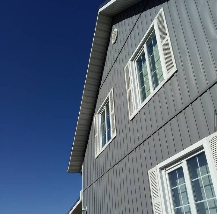 Каков красавчик?