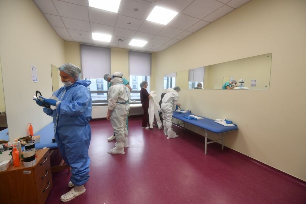 В лагере станут долечивать больных из больницы №5, а в гостиницу будут попадать из госпиталя ветеранов войн