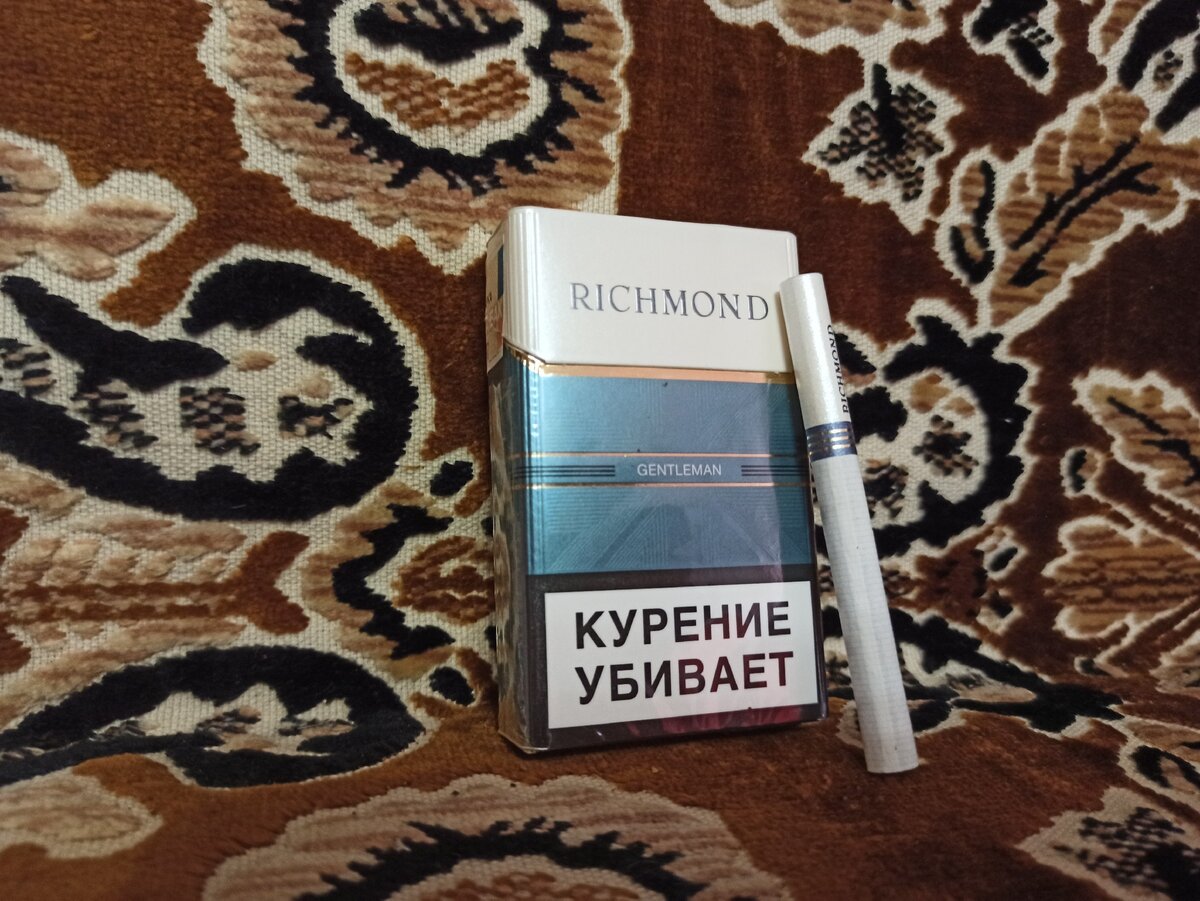 Отзыв richmond. Ричмонд сигареты шоколадные тонкие. Richmond Gentleman сигареты. Сигареты Ричмонд 1903. Сигареты Ричмонд шоколад тонкие.