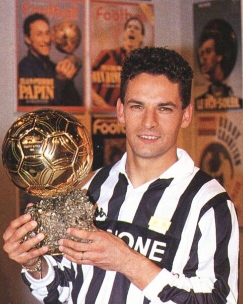 Роберто Баджо. Обладатель Золотого мяча France Football 1993. 
