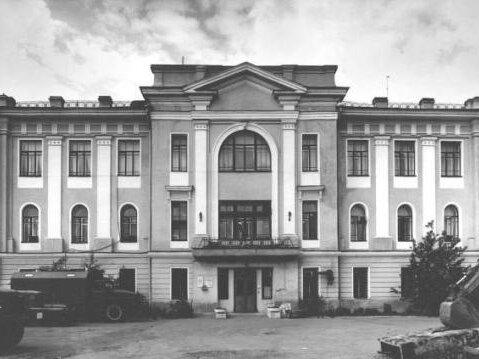 Главное здание Офицерской воздухоплавательной школы, Санкт-Петербург. Фотография: aviv.ru