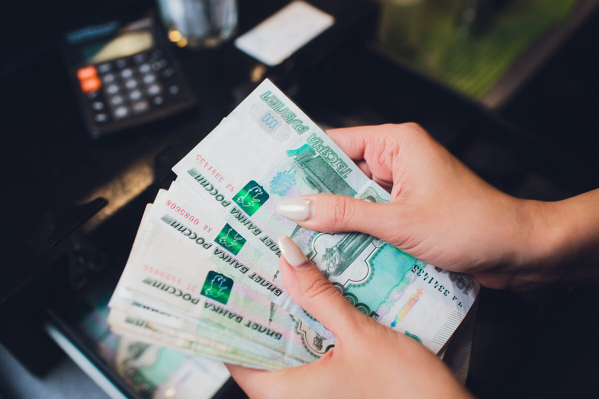 Четыре региона попали под мониторинг полноты стимулирующих и социальных выплат медработникам.