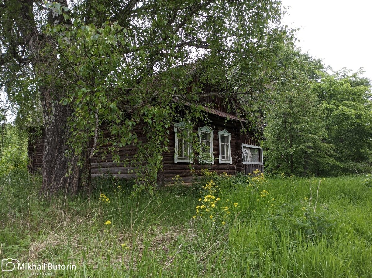 Один из деревенских домов.