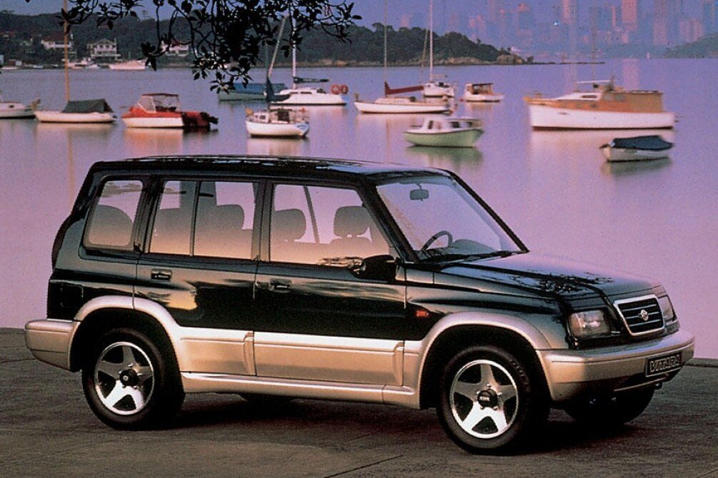 Suzuki Vitara (I) (иллюстрация с сайта autorinok.ru)