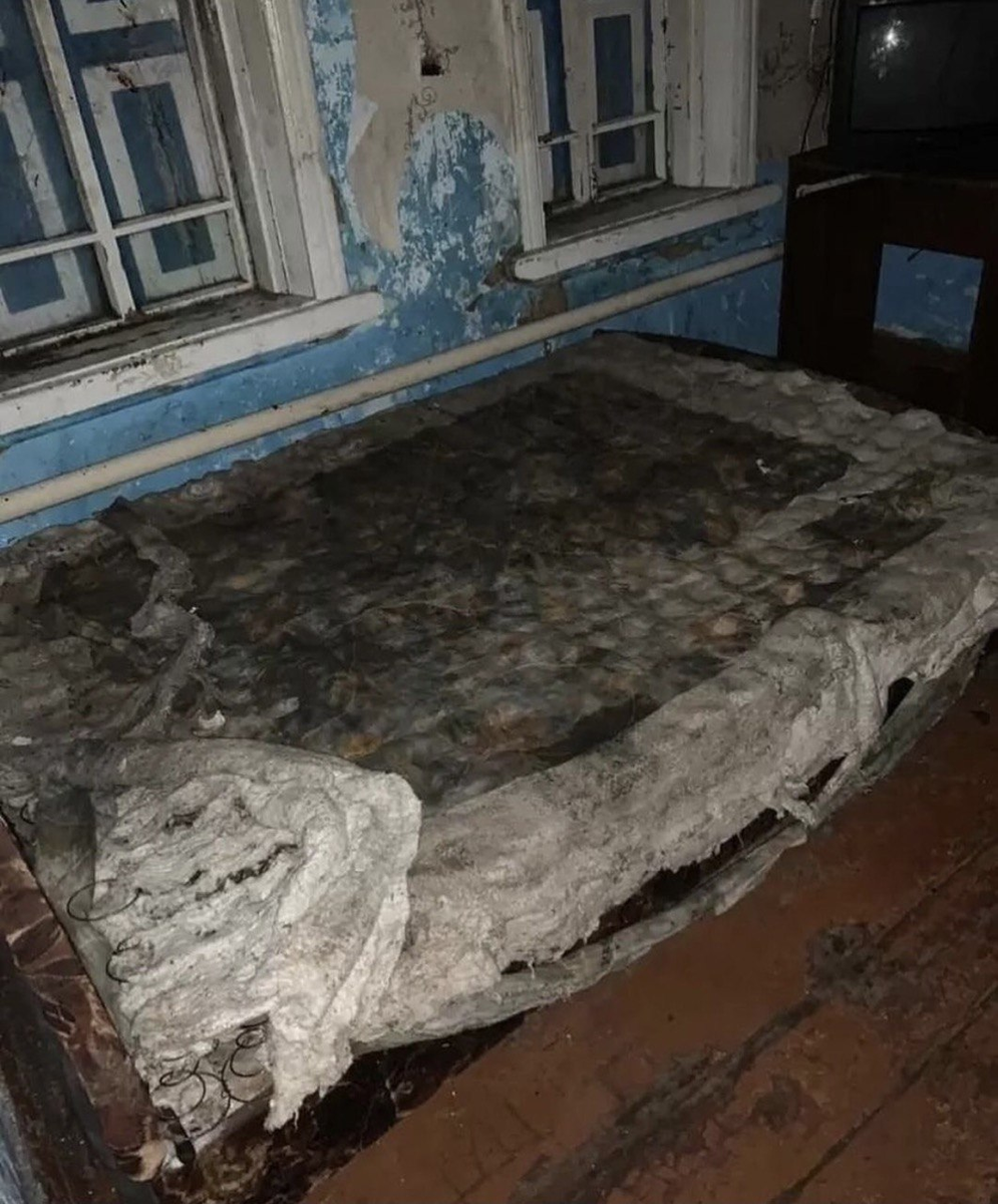 Сожженая кровать