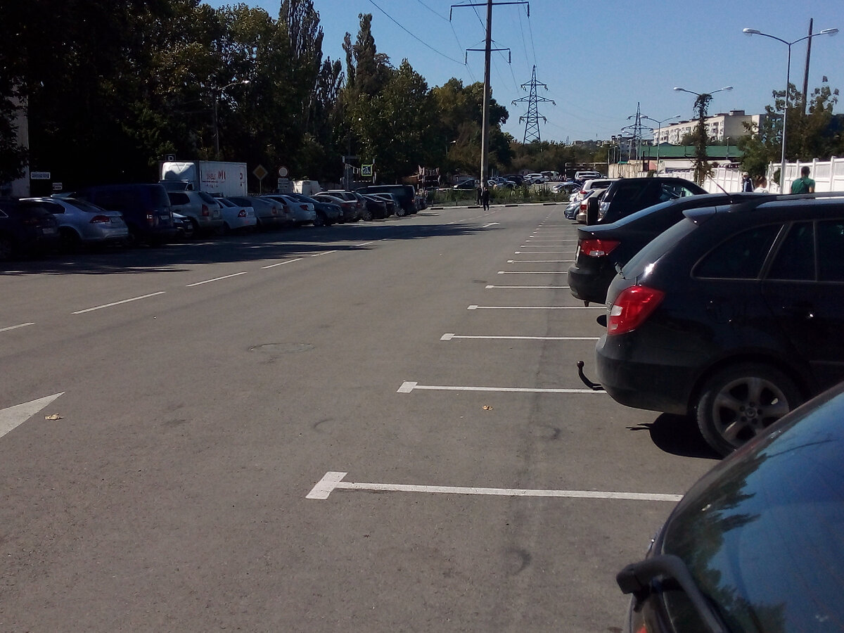 Автостоянка. смотри галерею.