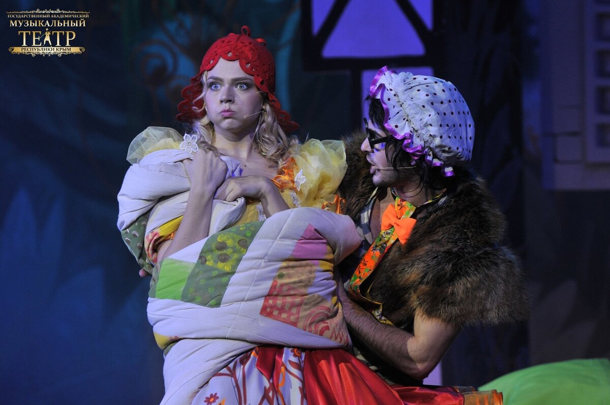 Лесной музыкальный экшн "Красная Шапочка & Серый Волк". Фото со спектакля