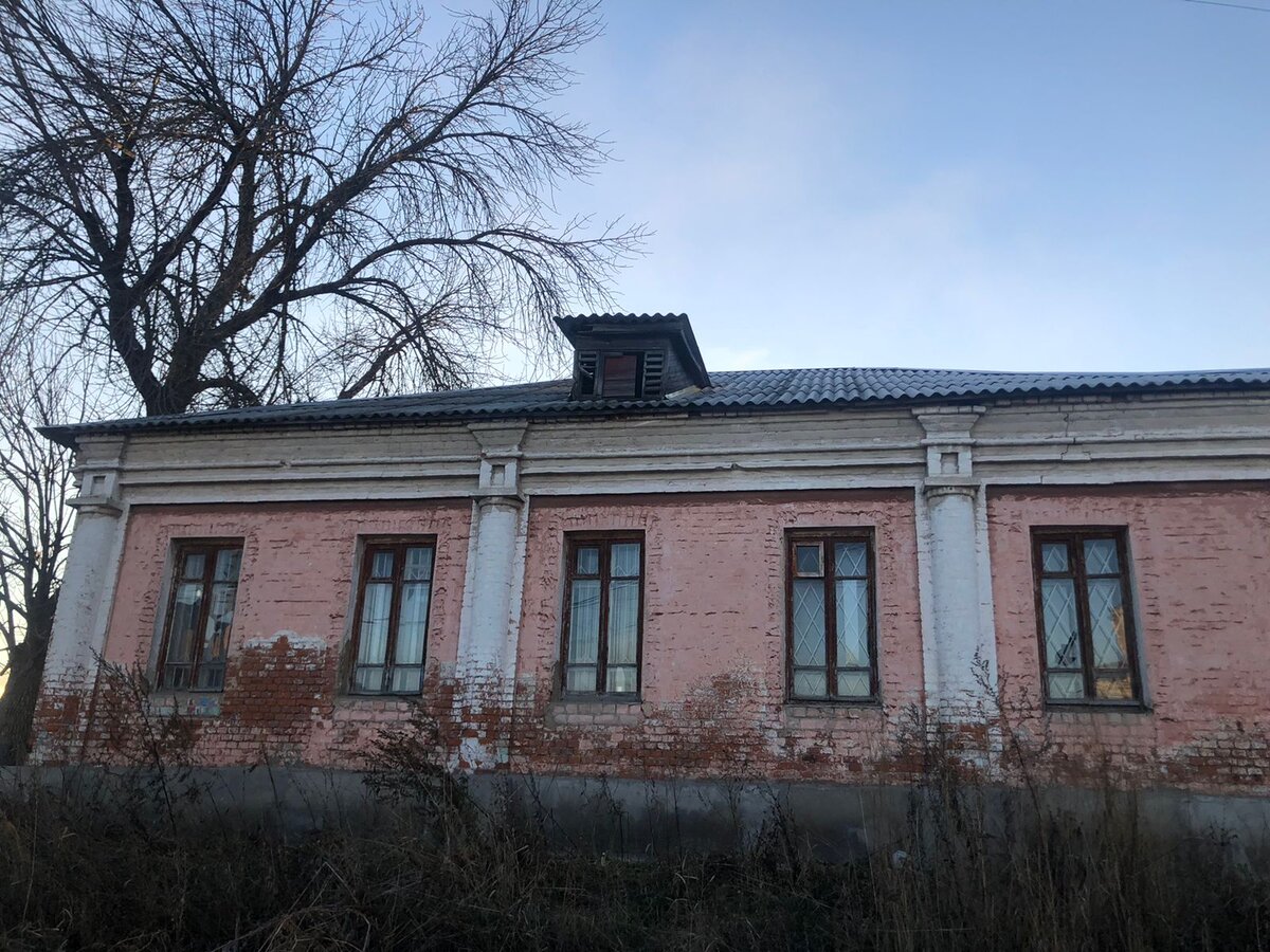 Вот такой шикарный крестьянский дом нашли в с. Сокольское.