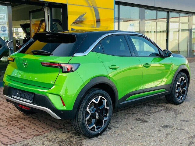 Opel возвращает на российский рынок сразу две свои популярные модели. Источник иллюстрации - Яндекс.Картинки