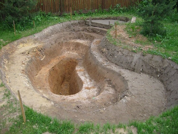 Котлован для пруда