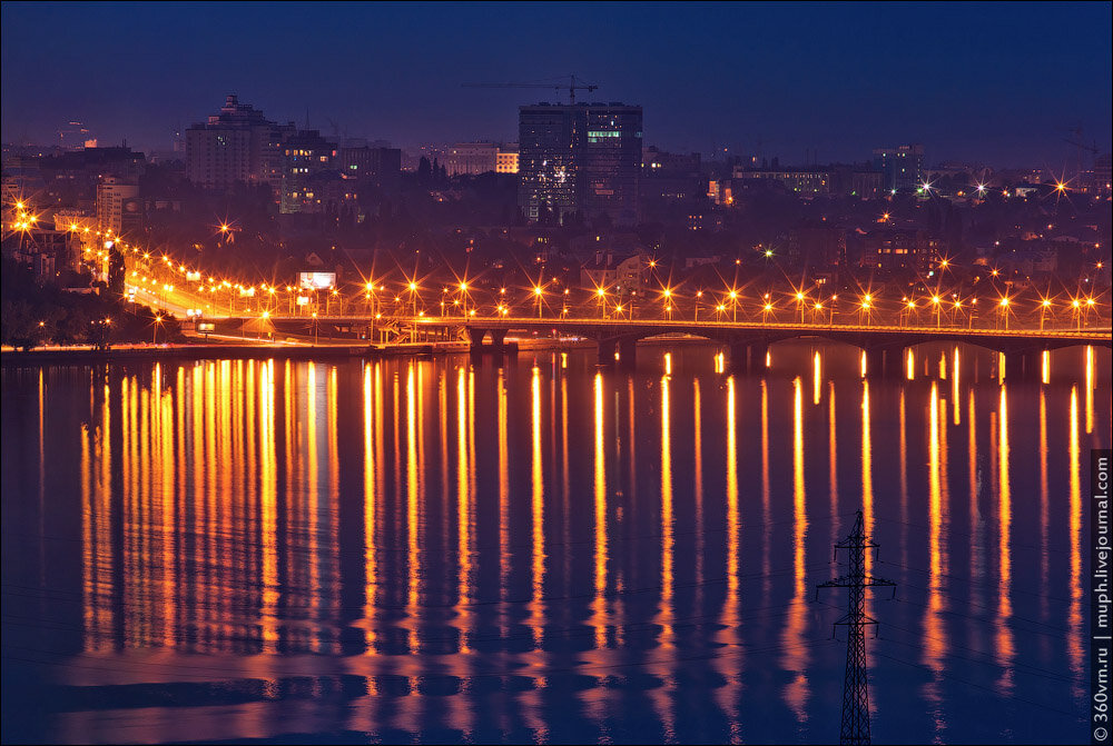 Телефон города воронеж. Ночной Воронеж Чернавский мост. Чернавский мост Воронеж ночью. Чернавский мост вечером Воронеж. Воронеж набережная Чернавский мост.